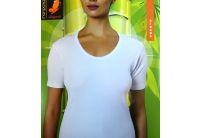 Женская футболка Mariposa. Модель 2131 белого цвета