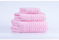 Махровое полотенце Irya. Wella, розового цвета
